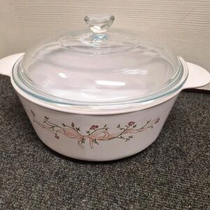 Johnson Brothers White Floral Casserole with Glass Lid